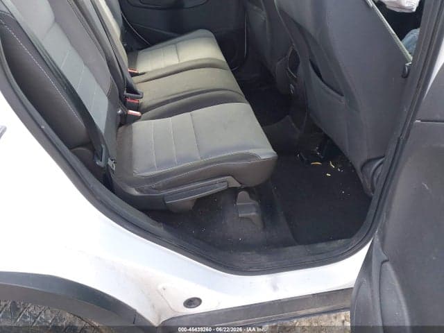2017 FORD ESCAPE S 8