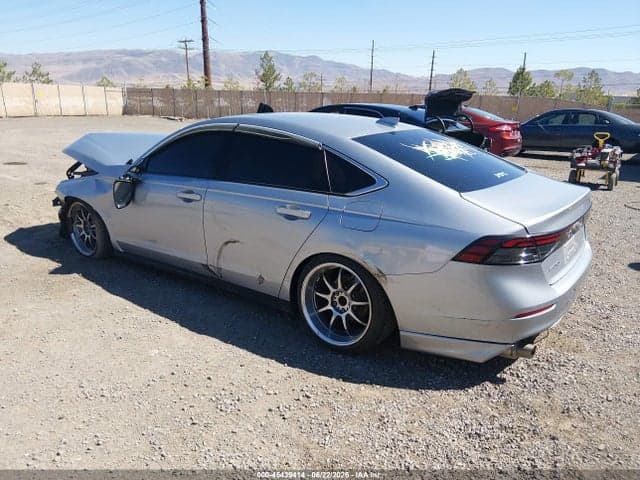 2023 HONDA ACCORD EX 3