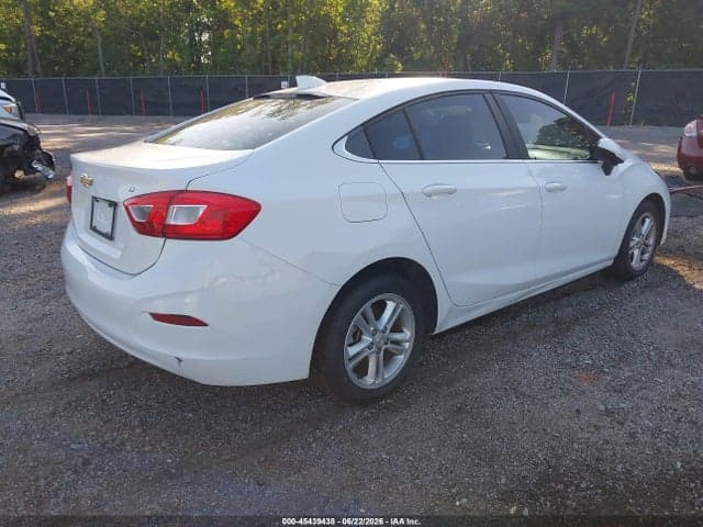 2017 CHEVROLET CRUZE LT AUTO 4