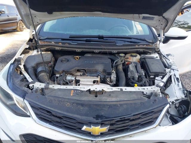 2017 CHEVROLET CRUZE LT AUTO 10