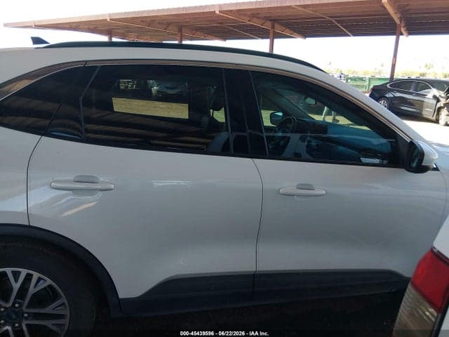 2020 FORD ESCAPE SEL 14