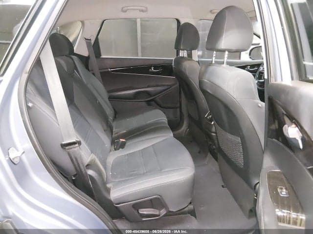2019 KIA SORENTO 3.3L S 8