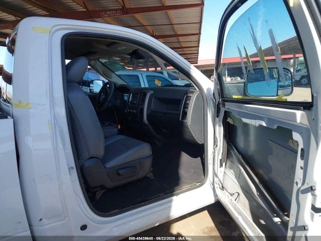 2017 RAM 1500 EXPRESS 4X2 6'4 BOX 5