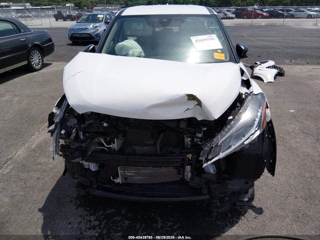 2024 NISSAN KICKS S XTRONIC CVT 12