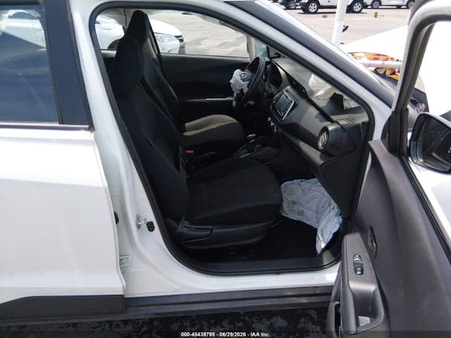 2024 NISSAN KICKS S XTRONIC CVT 5