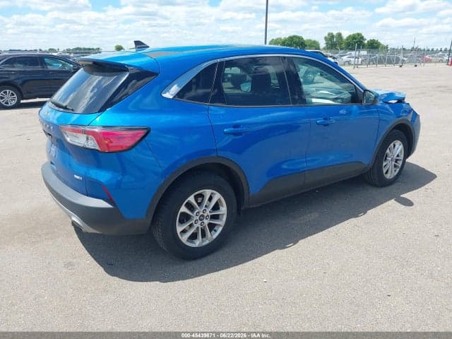 2020 FORD ESCAPE SE 4