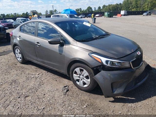 2017 KIA FORTE LX 1