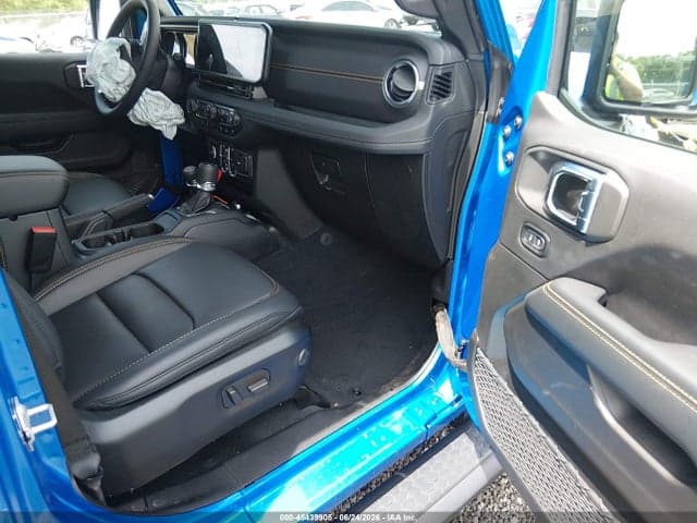 2025 JEEP WRANGLER 4-DOOR SAHARA 4X4 5