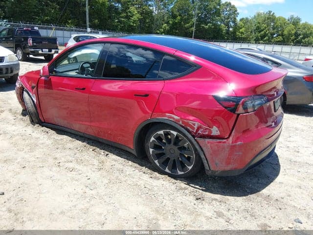 2023 TESLA MODEL Y 4