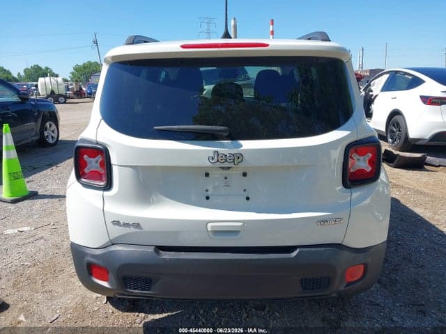 2018 JEEP RENEGADE LATITUDE 4X4 16