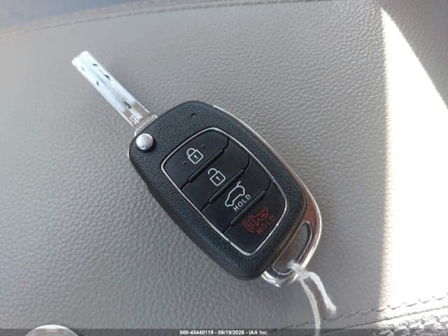 2018 HYUNDAI TUCSON SE 11