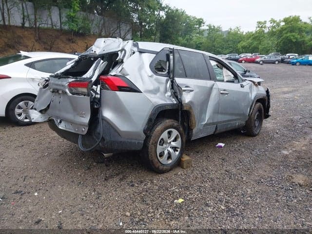 2020 TOYOTA RAV4 LE 4