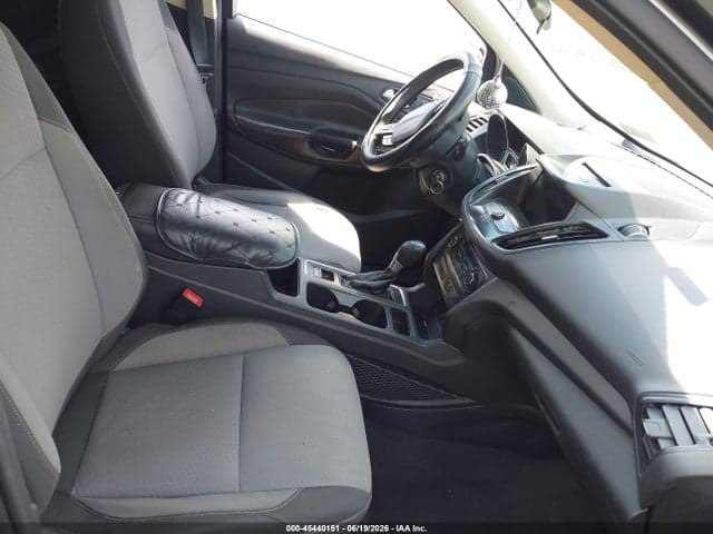 2017 FORD ESCAPE SE 5