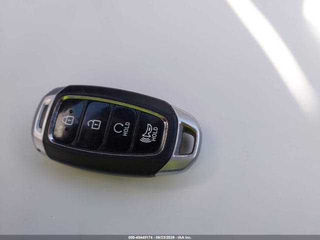 2023 HYUNDAI VENUE LIMITED 11