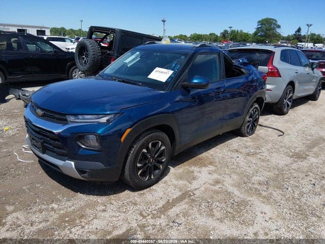 2021 CHEVROLET TRAILBLAZER AWD LT 2