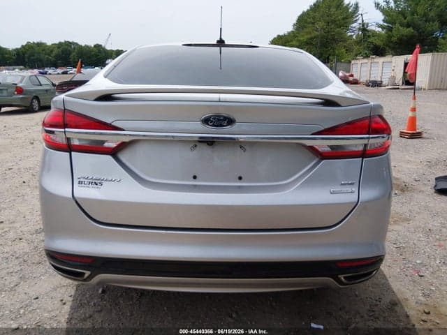 2018 FORD FUSION SE 16