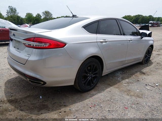 2018 FORD FUSION SE 4