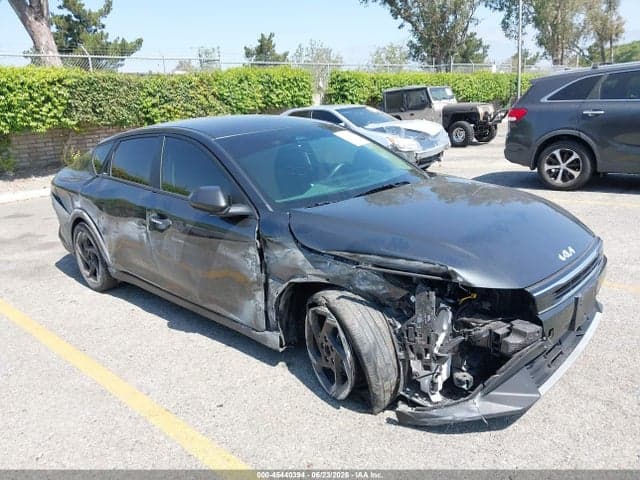 2025 KIA K4 EX 1