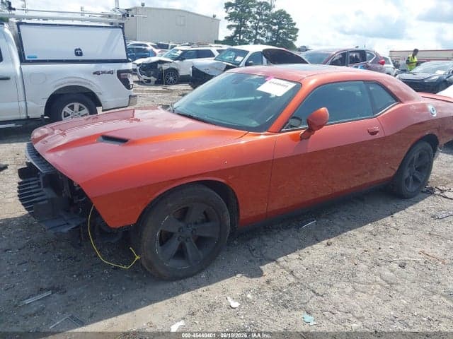 2020 DODGE CHALLENGER SXT 2