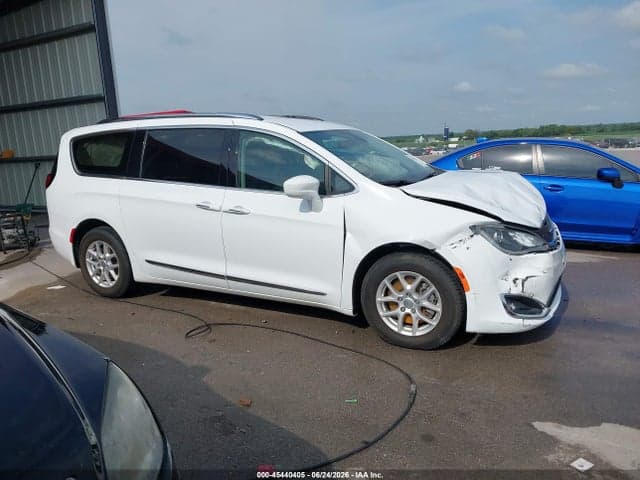 2020 CHRYSLER PACIFICA TOURING L 13