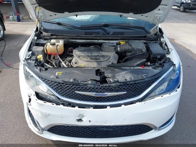 2020 CHRYSLER PACIFICA TOURING L 10