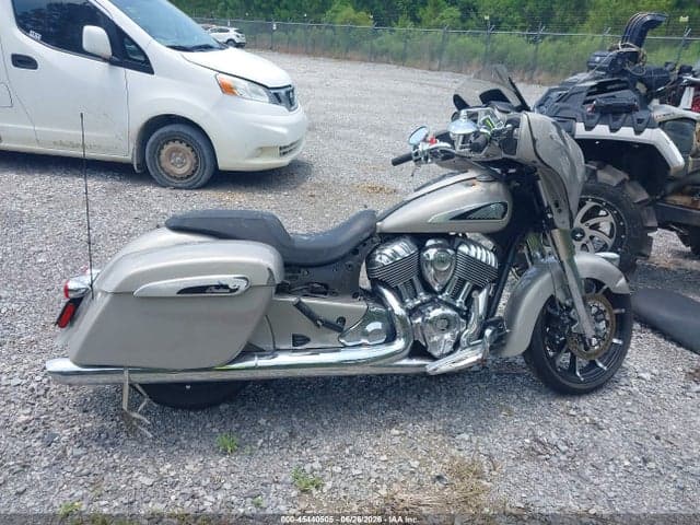2022 INDIAN MOTORCYCLE CO. CHIEFTAIN LIMITED 11