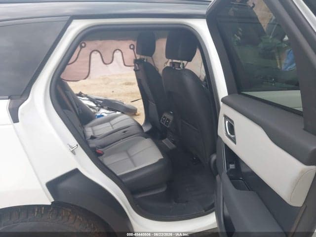 2025 LAND ROVER RANGE ROVER 8