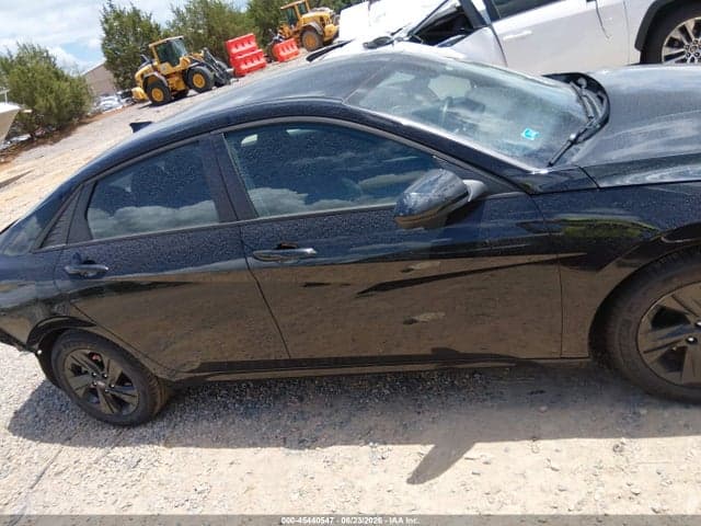 2022 HYUNDAI ELANTRA SEL 14