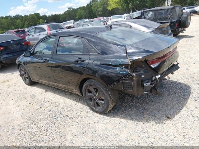 2022 HYUNDAI ELANTRA SEL 3