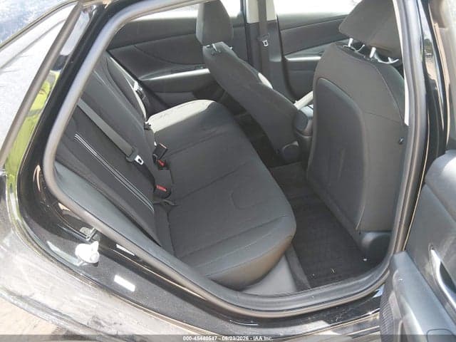 2022 HYUNDAI ELANTRA SEL 8