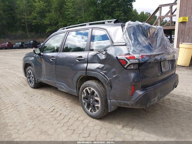 2025 SUBARU FORESTER 3