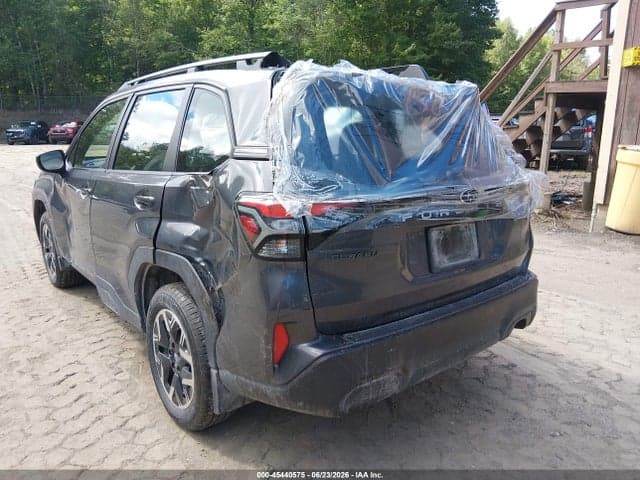 2025 SUBARU FORESTER 6