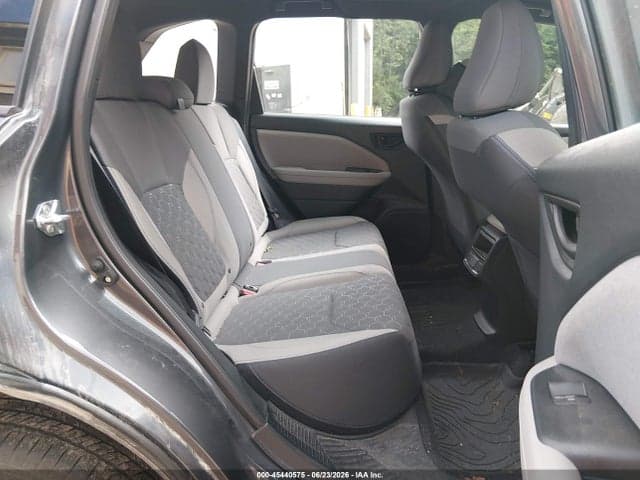 2025 SUBARU FORESTER 8