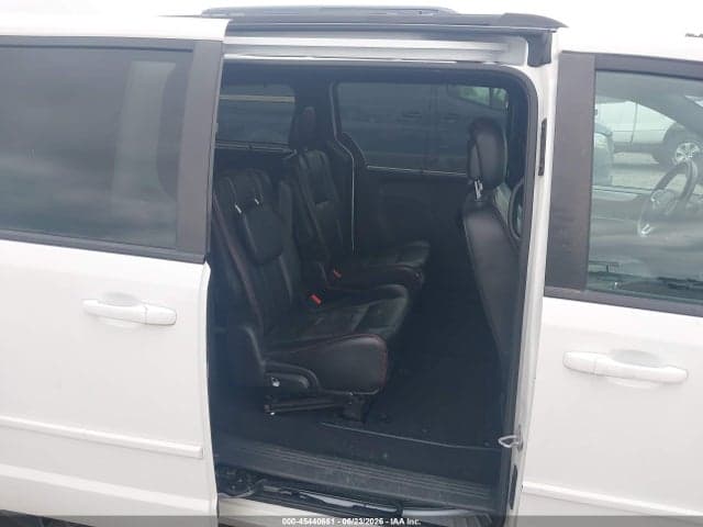 2017 DODGE GRAND CARAVAN GT 8