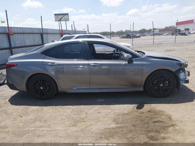 2026 TOYOTA CAMRY SE 14