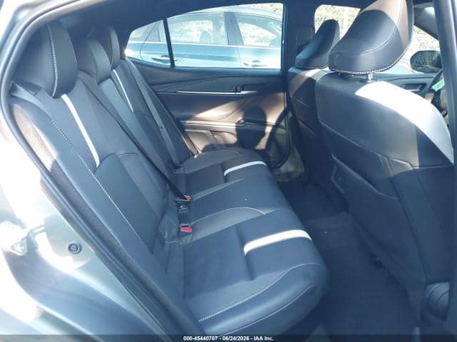 2025 TOYOTA CAMRY SE 8