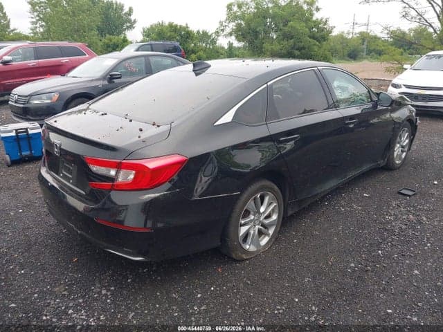 2018 HONDA ACCORD LX 4