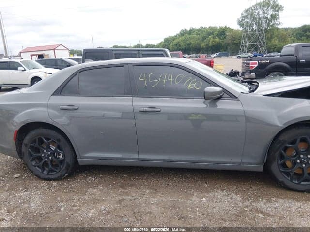 2017 CHRYSLER 300 300S AWD 14