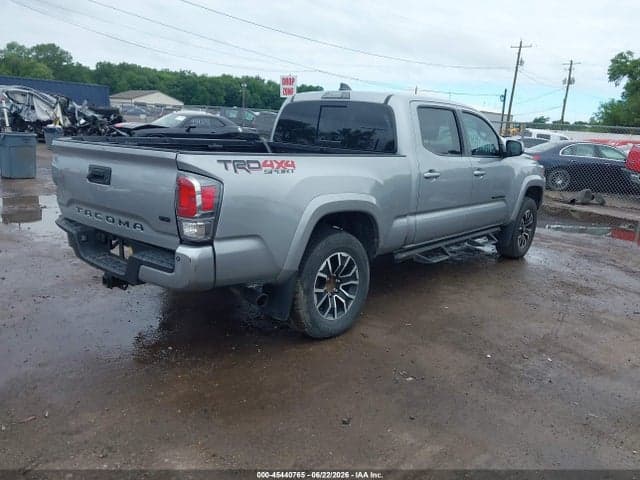 2021 TOYOTA TACOMA TRD SPORT 4
