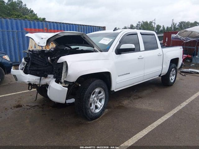 2018 CHEVROLET SILVERADO 1500 LT 2