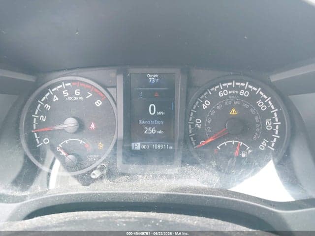 2022 TOYOTA TACOMA SR 7