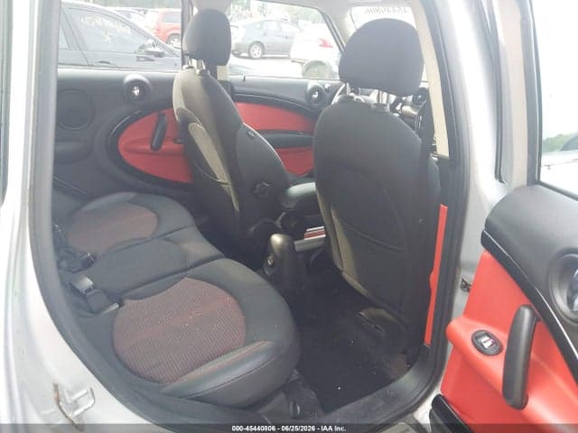2013 MINI COUNTRYMAN COOPER 8