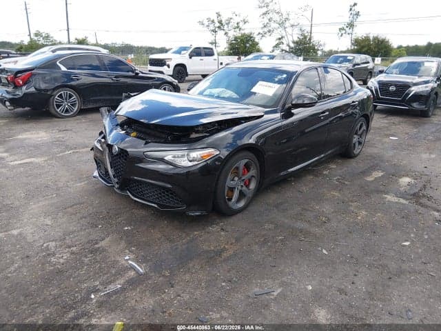 2017 ALFA ROMEO GIULIA RWD 2