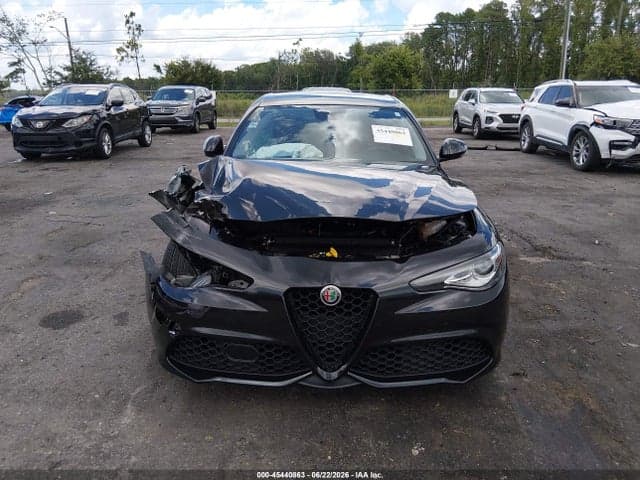 2017 ALFA ROMEO GIULIA RWD 12