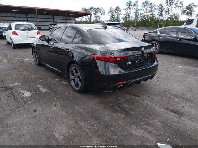 2017 ALFA ROMEO GIULIA RWD 3