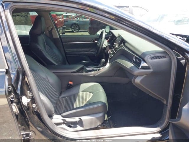 2021 TOYOTA CAMRY SE 5