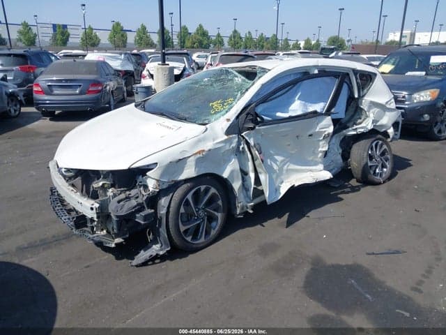 2018 TOYOTA COROLLA IM 2