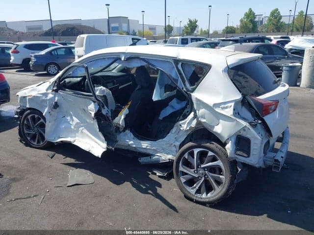 2018 TOYOTA COROLLA IM 6
