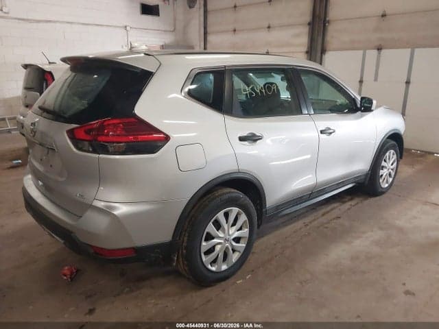 2017 NISSAN ROGUE S 4