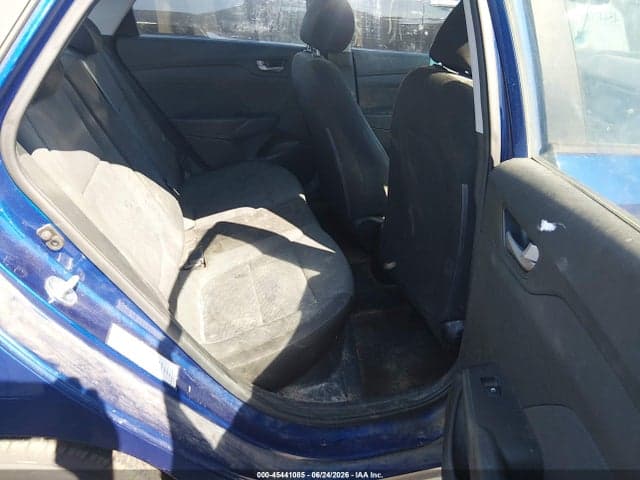 2018 HYUNDAI ACCENT SE 8